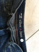 S.Oliver Shake Capri Jeans 34 slim fit sehr guter Zustand blau Niedersachsen - Wiefelstede Vorschau