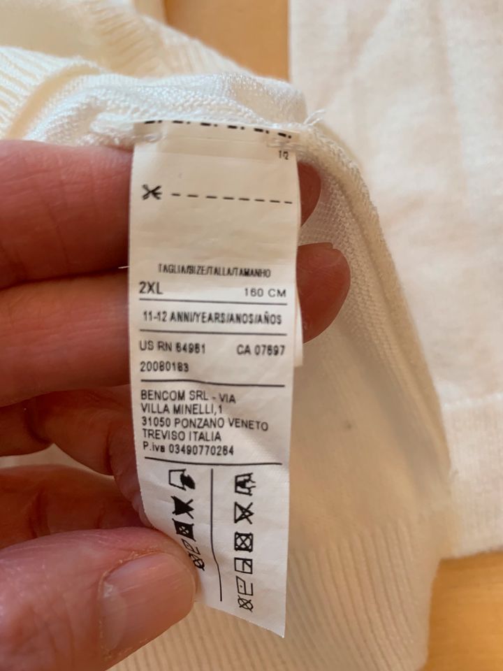 Feine Benetton Strickjacke mit Perlen Gr 158 neuwertig in Hochheim am Main