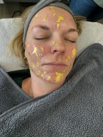 NEU Anti Aging 24 Karat Gold Maske Peeling Gesichtsbehandlung Nordrhein-Westfalen - Oberhausen Vorschau