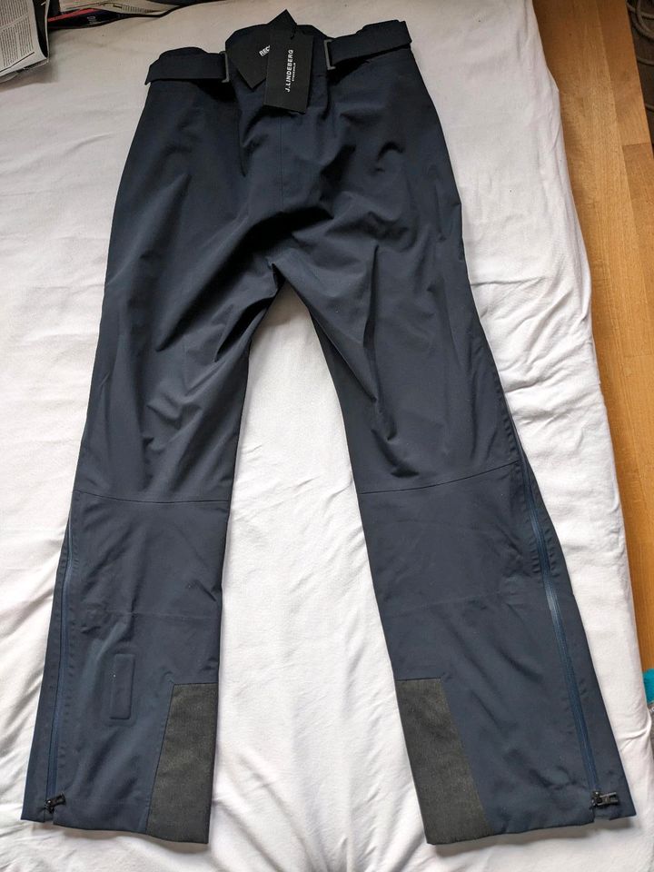 J. Lindeberg Debby Shell Skihose RECCO System, navy Gr. S NEU in Frankfurt am Main