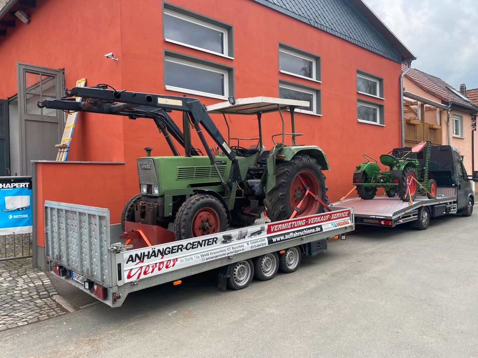 Transport von Traktoren Baumaschinen Fahrzeugen usw in Kranichfeld