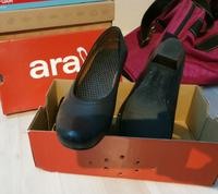 Chic zu Weihnachten Schuhe ARA Pumps Leder Größe 40,5 schwarz Nordrhein-Westfalen - Hürth Vorschau
