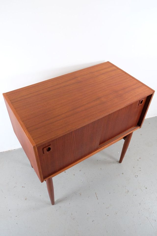 Vintage 60er 70er Mid Century Kommode Teak Retro dänisch in Gießen