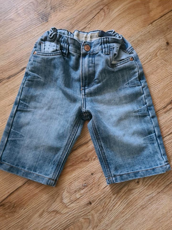 Primark Jeans Shorts kurzehose gr.116 in Berlin