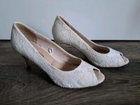Brautschuh Peeptoe Spitze Tamaris Hessen - Flieden Vorschau