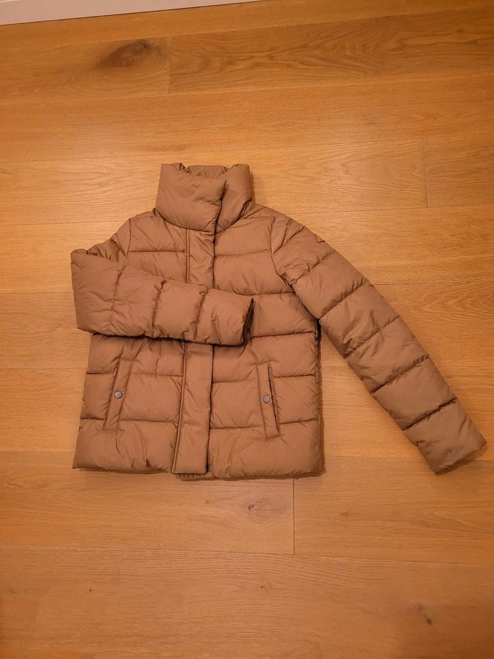 Barbour Damen Daunen Jacke, neu in Rheinberg