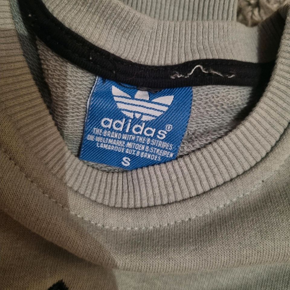 Adidas Pullover S " ink Versand" in Wegberg