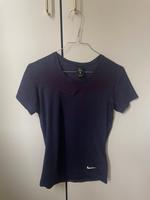 Nike Sportswear T-Shirt Damen Niedersachsen - Vechelde Vorschau