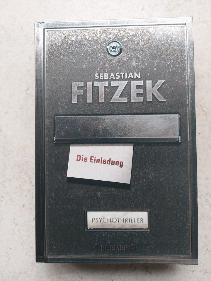 Sebastian Fitzek " Die Einladung " in Neuss