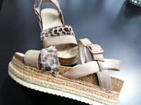 Sandalen - animalprint Baden-Württemberg - Reutlingen Vorschau