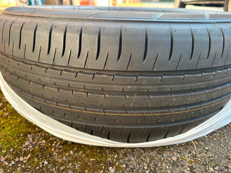 4 x Dunlop Sp Sport Maxx 050 225/55R18 98H in Lüneburg