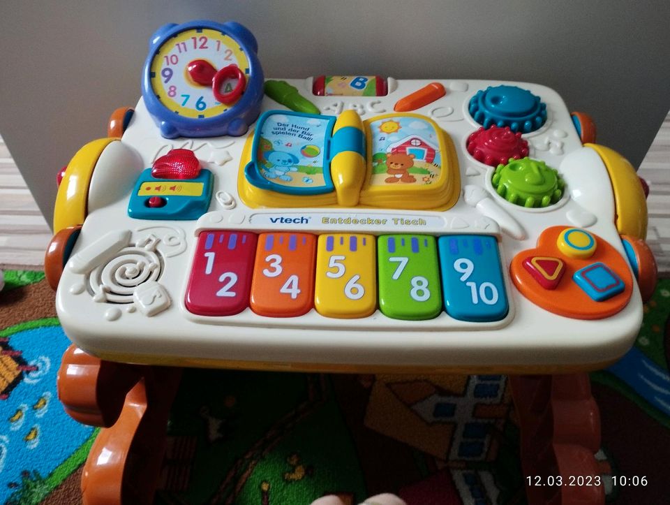 VTech Entdecker Tisch 2in1 Spieltisch Baby Kleinkind Top in Friesoythe