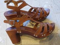 Sandalen - High Heels - Clogs - Gr. 39 Bayern - Waging am See Vorschau