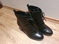 NP: 99€ Neu Tamaris Stiefeletten schwarz Leder Gr. 40 Kr. München - Unterföhring Vorschau