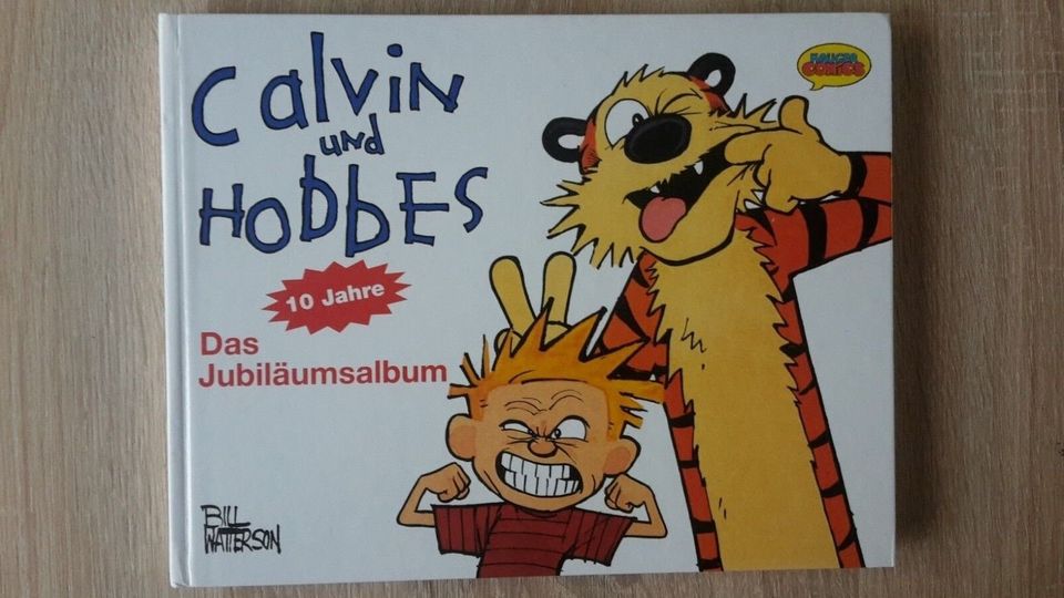 Calvin und Hobbes - 10 Jahre Jubiläumsalbum Zustand 1 HC von 1999 in Hameln