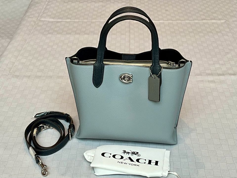 COACH New York Damenhandtasche neu absolut unbenutzt (T3) in München