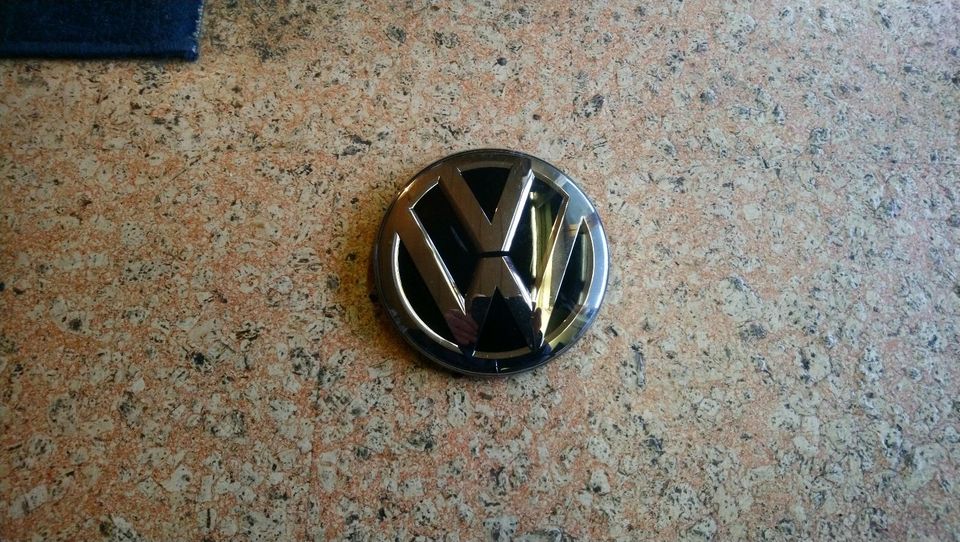 VW Emblem Golf, Jetta, Passat, Touran, Golf Plus in Hohentengen