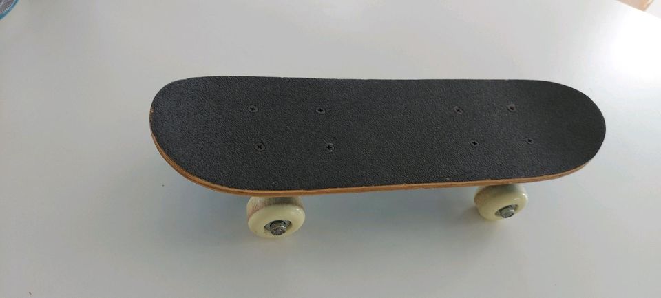 Mini Skateboard nur 40cm länge in Großostheim