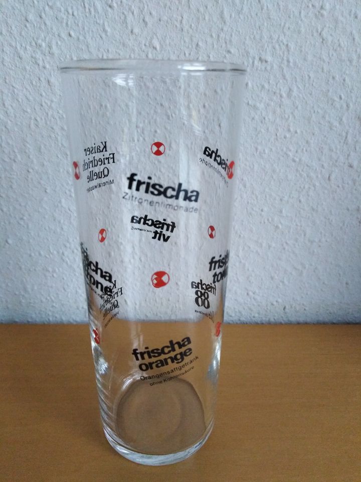 Frischa-Gläser und Gläser von Kaiser-Friedrich-Quelle in Münster