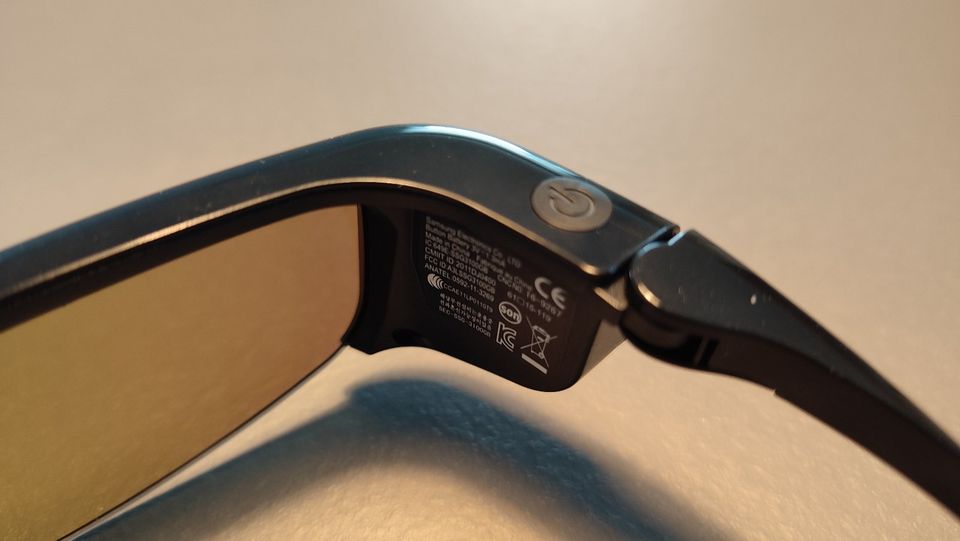 2 Stück Samsung SSG-3100GB/XC 3D-Brille in Meine