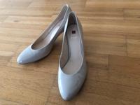 Pumps hellbeige Lack von Högl Bonn - Bad Godesberg Vorschau