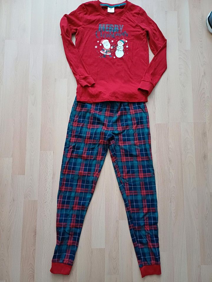 Pyjama Winter,  neu,  Größe 152, Schlafanzug in Burgau