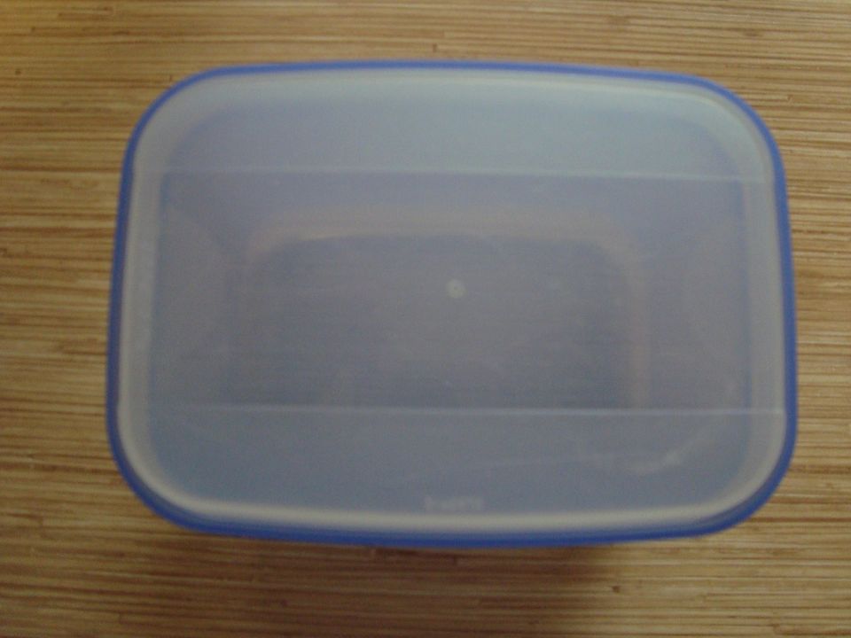 TUPPERWARE - Swing Box - 1 Liter - Aufbewahrung Vorrat BLAU in Neuenstadt