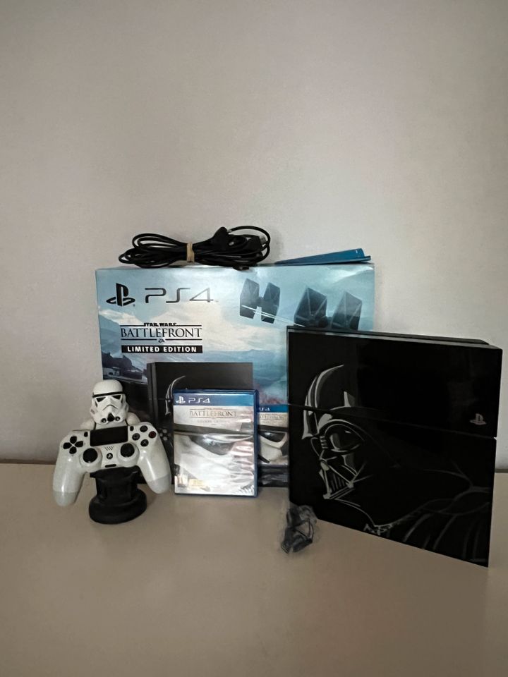 SONY PS4 Konsole Star Wars Battlefront Limited Edition 14 Spiele in Berlin