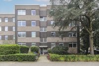 Stilvolles Wohnen: Großzügige 4-Zi.-ETW mit schönem Sonnenbalkon in Niederkassel Düsseldorf - Oberkassel Vorschau