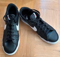 Nike Damenschuh, Gr. 42,5 München - Bogenhausen Vorschau
