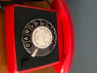 Sehr seltenes rotes DDR Wählscheiben Telefon alpha  Typ 521-10307 Nordrhein-Westfalen - Lippstadt Vorschau