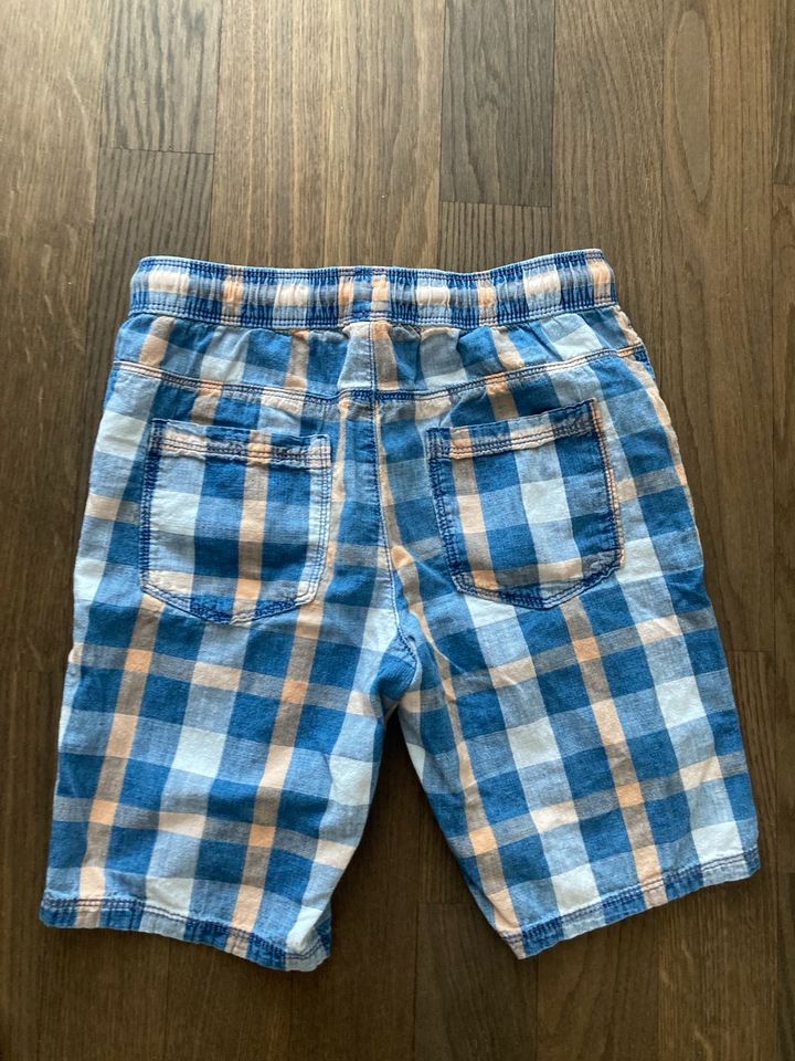 Kurze Hose Shorts Jungen 146 in Bad Herrenalb