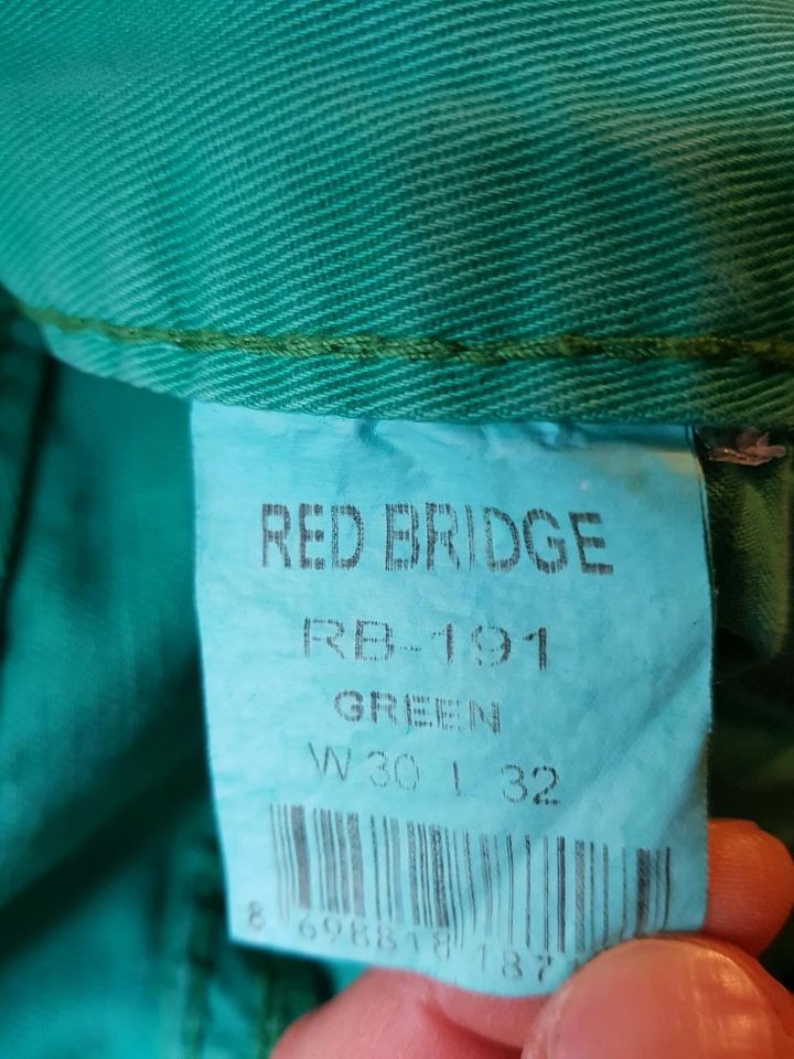 Original Red Bridge Jeans Hose Chino W30 L32 in Oederan