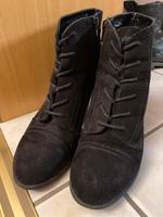 Schnürstiefeletten in Veloursoptik Graceland 38 schwarz  Absatz Bayern - Karlstein Vorschau
