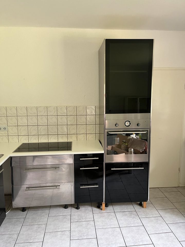Küche Küchenzeile inkl. E-Geräte Backofen Spülmaschine Ceranfeld in Schloß Holte-Stukenbrock