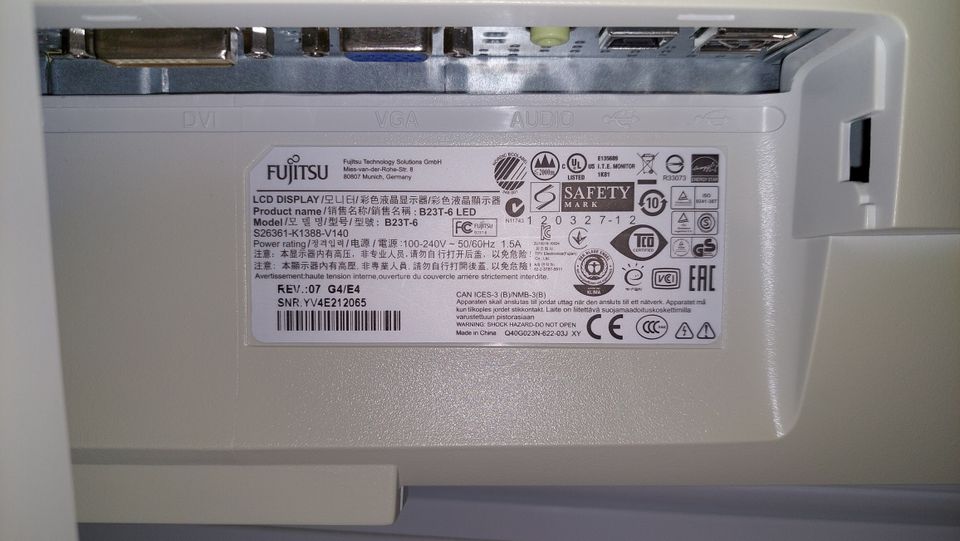 Fujitsu B23T-6 Monitor in Dörentrup