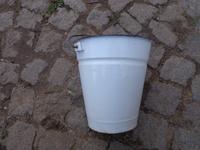 Metalleimer weiß Emaille DDR 5 Liter Sachsen - Nünchritz Vorschau