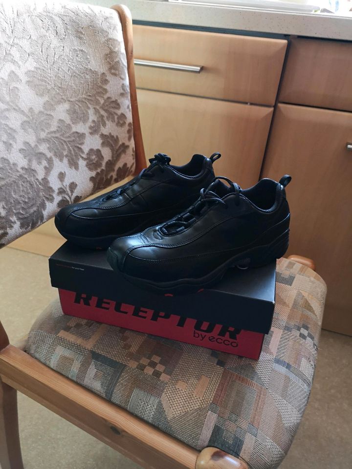 Ecco Schnürschuhe, Gr. 40, schwarz, Modell New Oxford in Brunsbuettel