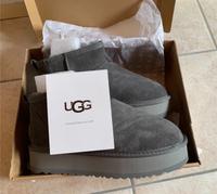 UGG Stiefel Plateau Gr. 42 grau NEU Winterstiefel Bayern - Holzheim a.d. Donau Vorschau