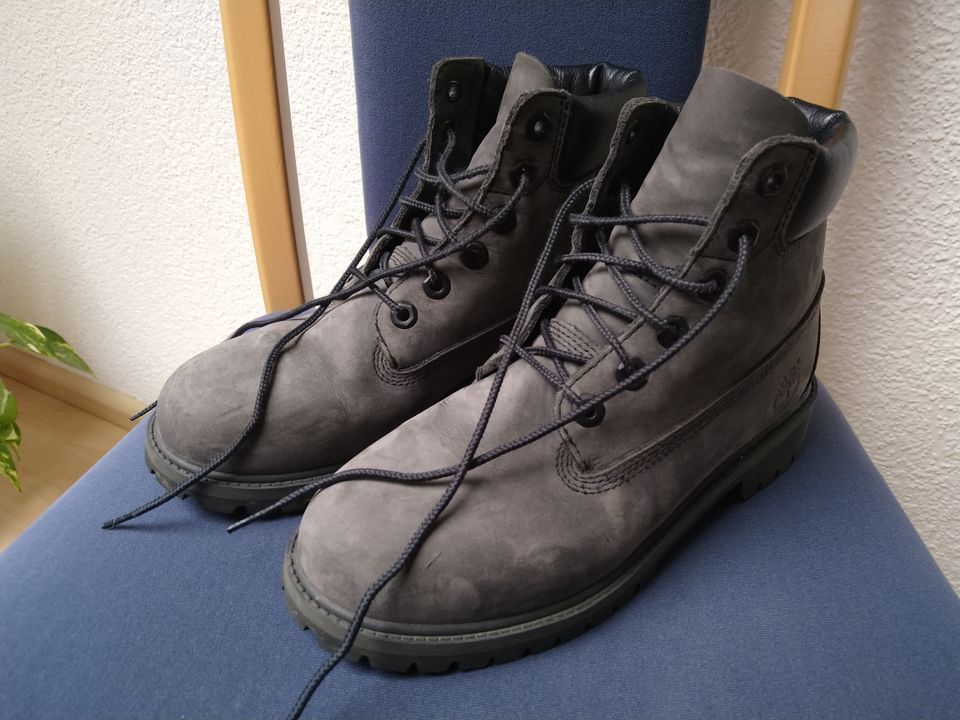 Boots / Stiefel von Timberland, grau, in Gr. 38 in Wernau
