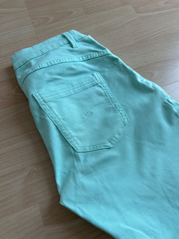 s.Oliver ABBY Shorts Damen Gr. 34 regular fit mintgrün NEU in Dillingen (Saar)