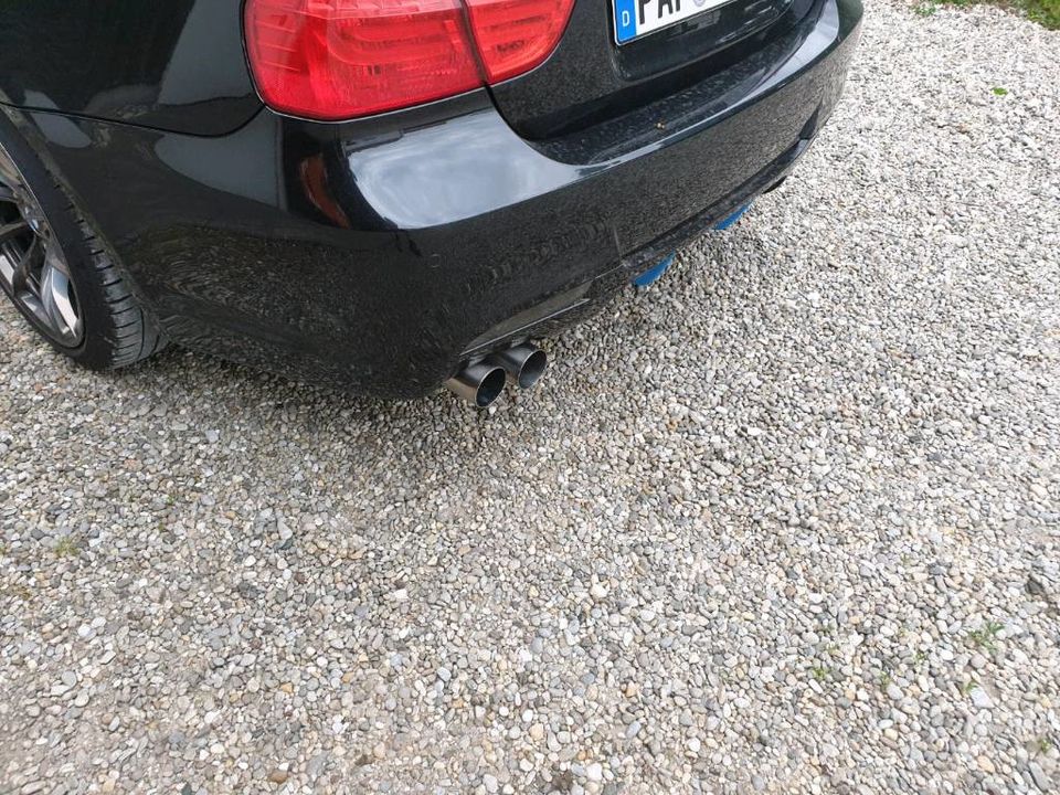 BMW e90 Auspuffblende 3er e91 Endrohr e93 318d 320d Endrohr 320i in Weiden (Oberpfalz)