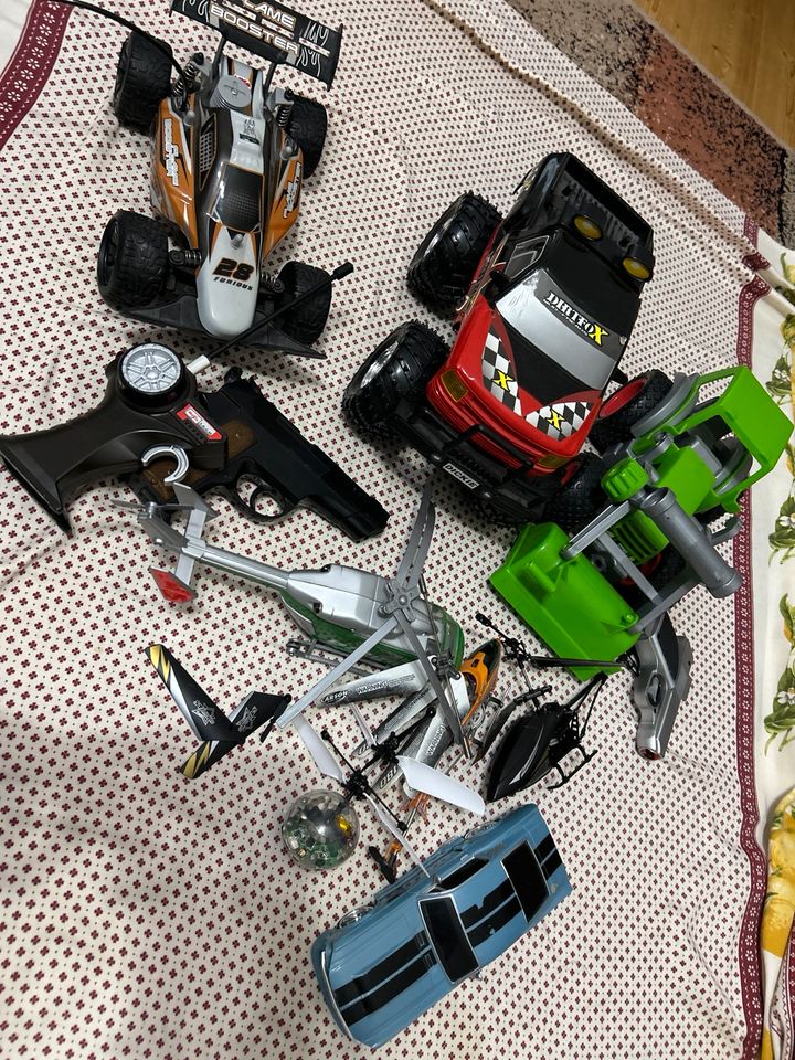 Spielzeug, Auto, Helikopter, … in Abensberg