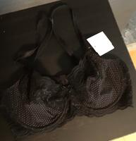 BH von Nina von C Größe 75 B schwarz, weiße Dots Niedersachsen - Gifhorn Vorschau