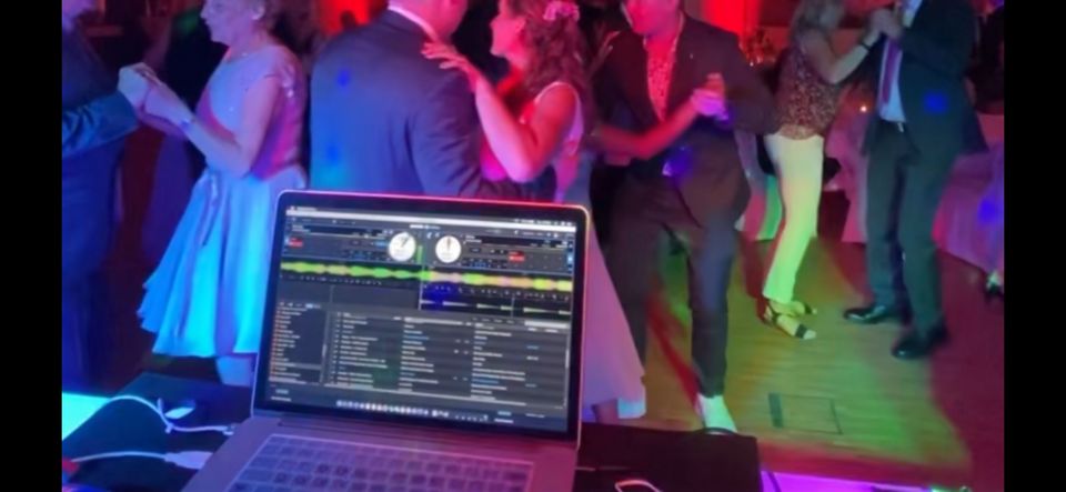 DJ Vanberk für Hochzeiten,Geburtstage,Abi und Firmenfeiern in Delmenhorst