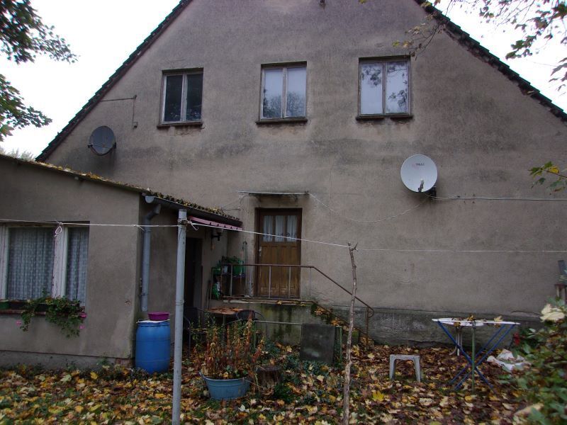 Gutshaus mit 2 Wohnungen und viel Potential auf Rügen in Altenkirchen