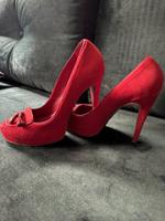 Pumps High Heels mit roter Sohle Berlin - Zehlendorf Vorschau