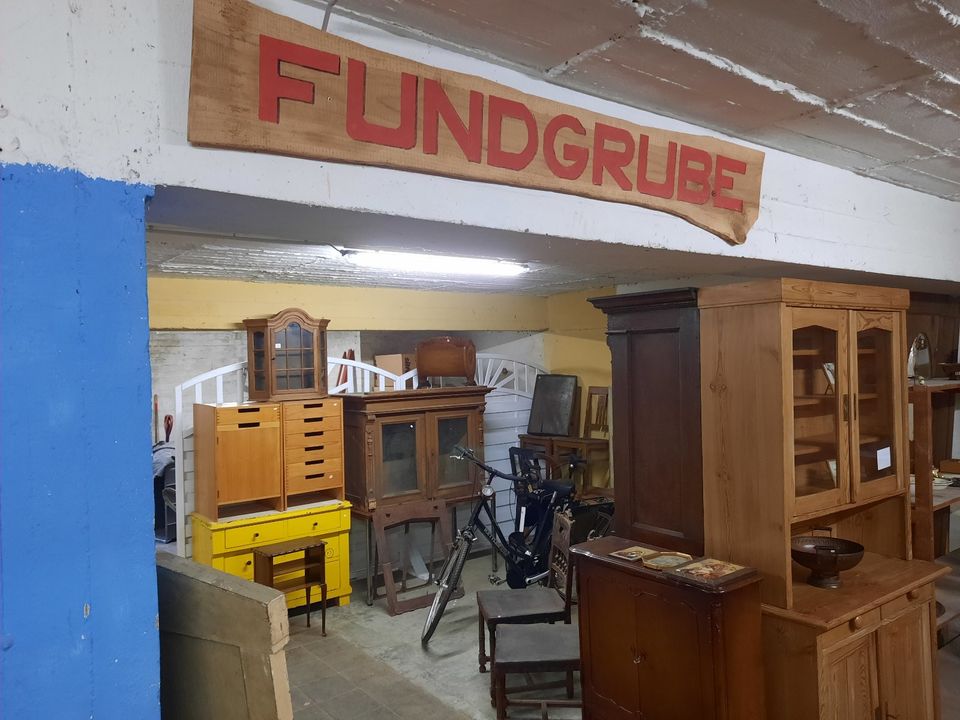 altes Eichenbuffet + weitere Angebote Vintage, Antik, Kunst ... in Rheine