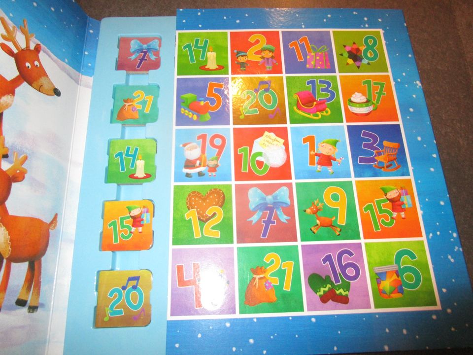 Adventskalender mit kleinen Büchern Peppa Pig Paw Patrol je in Retzstadt