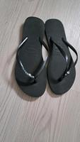 Havaianas Flip Flops schwarz mit Stein Gr. 40/41 europ. 42/43 Nordrhein-Westfalen - Sankt Augustin Vorschau